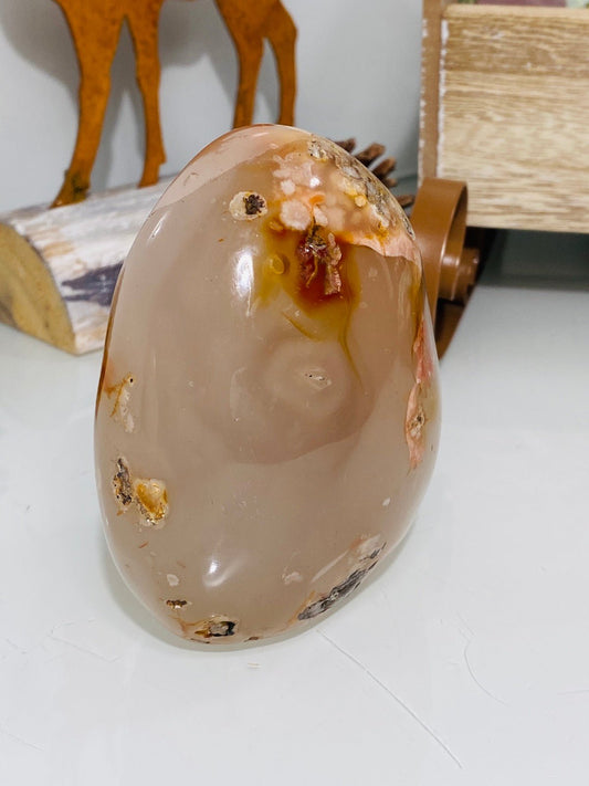 Kirschblüten Chalcedon Freie Form 9,3 cm - Heilstein