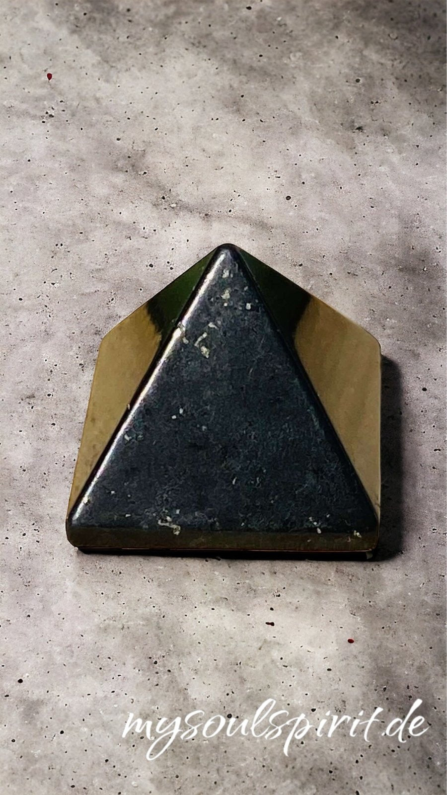 Schungit Pyramide 3 - 5 cm -