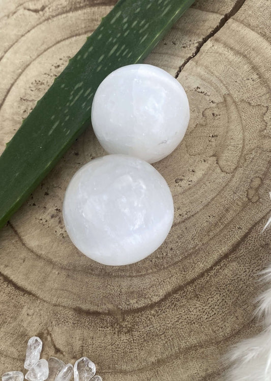 SELENIT Kugeln 38 - 40 mm - Heilstein