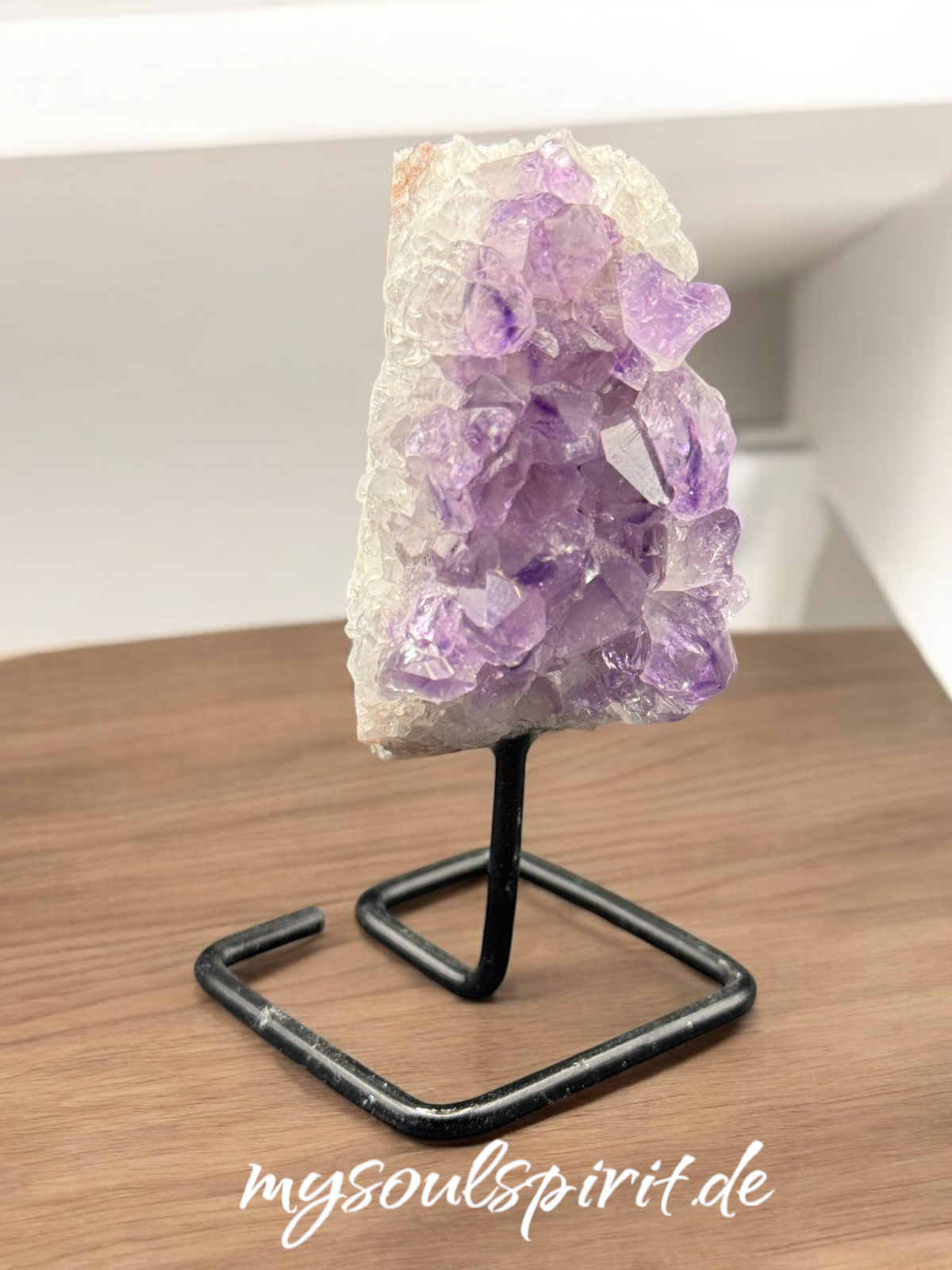 Mini-Amethyst-Stück auf Ständer